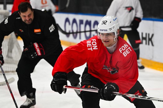 Раскатка «Авангарда» перед матчем в Минске