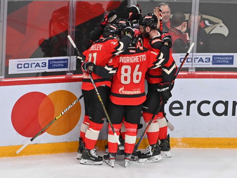 01.03.2020. 1/4 финала Конференции Восток, 1 матч. «Авангард» - «Салават Юлаев» 5:2