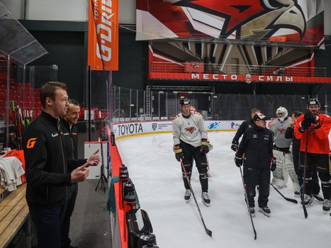 Даниил Квят на тренировке «Авангарда»