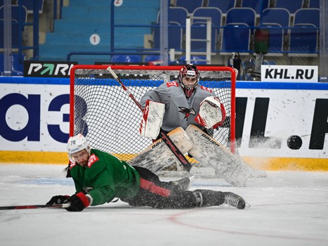 Тренировка «Авангарда» перед матчем в Нижнекамске