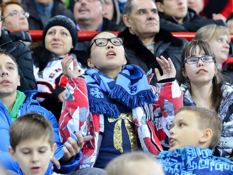 Наша атмосфера. Как поддерживали "Авангард" в сибирском дерби