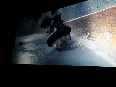 Игроки «Авангарда» посмотрели фильм «Лёд 2»