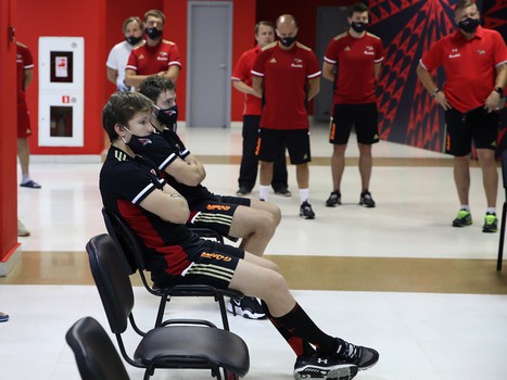 Сезон начинается. Командное собрание «Авангарда»