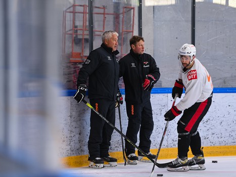 Тренировка «Авангарда» в Омске