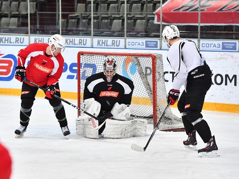 Раскатка "Авангарда" перед выездным матчем с "Металлургом" Нк