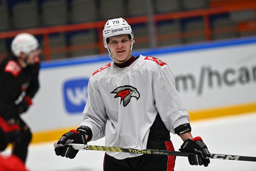 Тренировка «Авангарда» перед матчем в Хабаровске