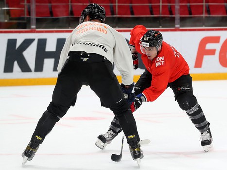 Первая тренировка «Авангарда» в новом сезоне