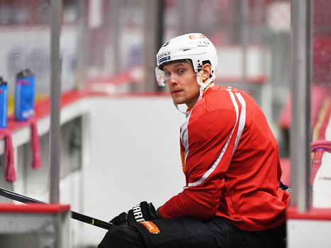 Раскатка "Авангарда" перед выездным матчем с "Трактором"