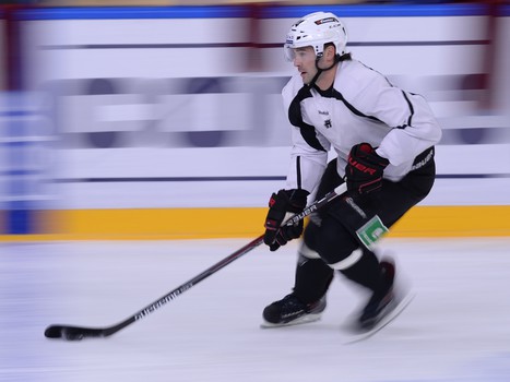 Раскатка "Авангарда" в Санкт-Петербурге перед матчем против СКА