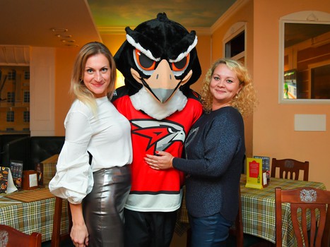 Фан-зоны "Авангарда" в Омске: как болели за команду в матче с "Куньлунем"