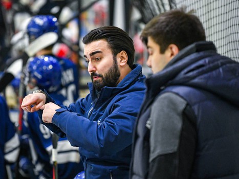 Пятый игровой день финала Первенства ЮХЛ в Омске