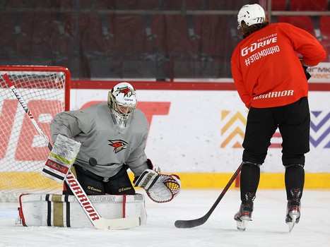 Раскатка «Авангарда» перед матчем в Екатеринбурге
