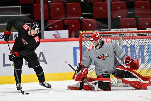 Раскатка «Авангарда» перед первым матчем серии с «Сибирью»