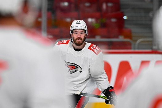 Раскатка «Авангарда» перед матчем в Челябинске