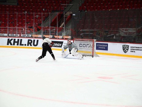 Открытая тренировка «Авангарда» для прессы и болельщиков