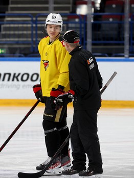 Тренировка «Авангарда» перед матчем в Магнитогорске