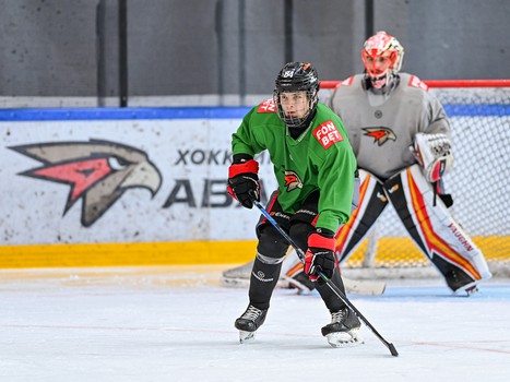 Тренировка «Авангарда» перед отправлением на турнир в Сочи