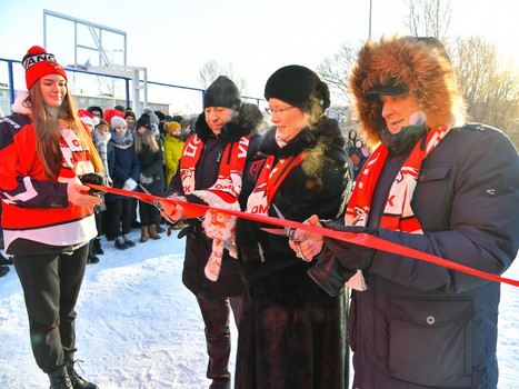 В Омске открыли площадки для занятий хоккеем