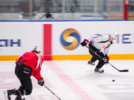 Тренировка "Авангарда" перед вылетом в Китай