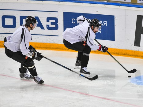 Открытая тренировка "Авангарда" для СМИ перед стартом второго раунда плей-офф