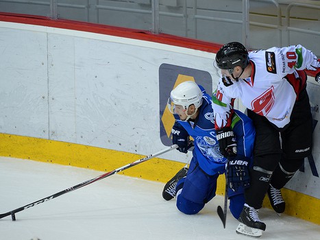 18.08.2013 "Авангард" - "Нефтехимик" 3:5