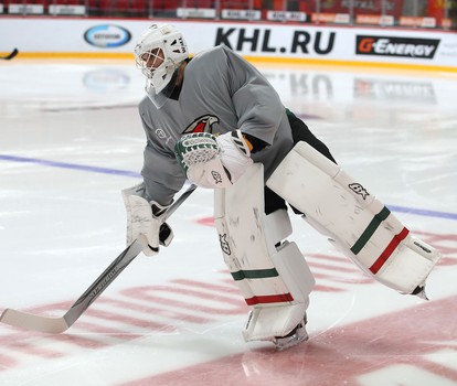 Новичок «Авангарда»: вратарь Эмиль Гарипов