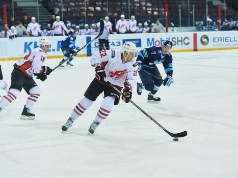 19.08.2015. Мемориал Ромазана-2015. "Авангард" - "Сибирь" 3:1