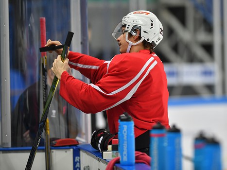 Раскатка "Авангарда" в Уфе перед пятым матчем серии