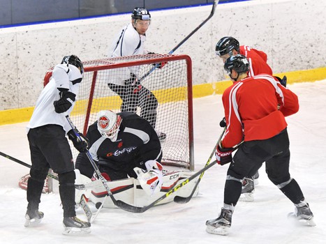 Доминик Фурх представил новый дизайн своего шлема