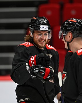 Раскатка «Авангарда» перед первым матчем серии с «Ладой»