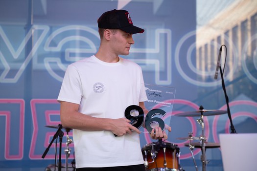 Дмитрий Рашевский в Омске на вечеринке Буэнос Летос