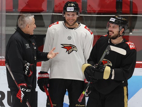 Раскатка «Авангарда» перед матчем с рижским «Динамо»