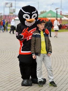 "Территория Авангарда". Часть 1. Площадь у "Арены Омск"