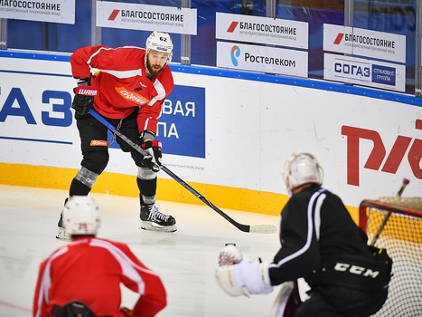 Раскатка "Авангарда" перед выездным матчем с "Локомотивом"