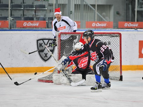 Предновогодний матч "Офисных Ястребов"