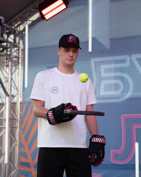 Дмитрий Рашевский в Омске на вечеринке Буэнос Летос