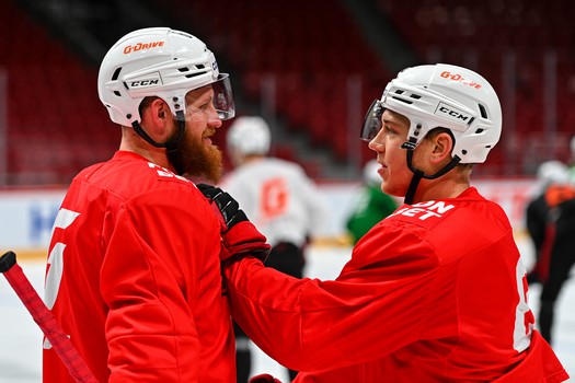 Раскатка «Авангарда» перед матчем в Челябинске