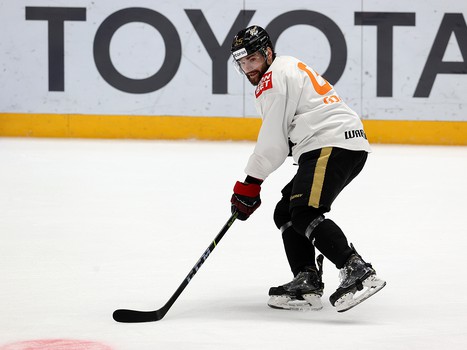 Тренировка «Авангарда» перед матчем с «Нефтехимиком»