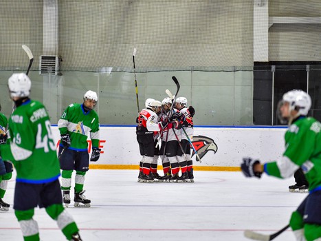 Четвёртый игровой день финала Первенства ЮХЛ в Омске