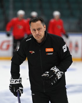 Тренировка «Авангарда» перед матчем в Санкт-Петербурге