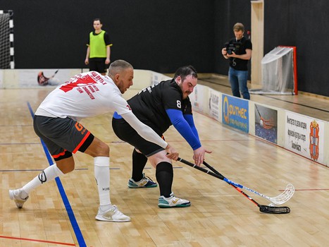 Товарищеский матч по флорболу. «Охранники Крылова» - «Мощные СМИ» 10:2