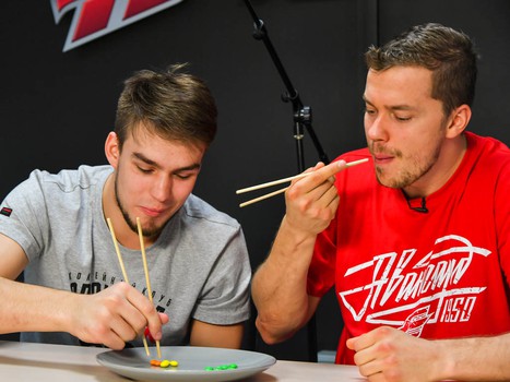 Новогодние игры "Авангарда": Стась vs Минеев