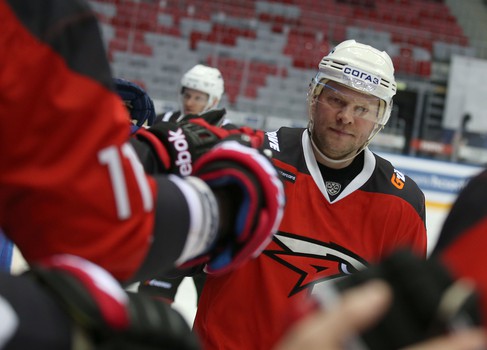 Ветераны «Авангарда» - сборная «Газпром нефти» 11:4