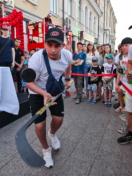 Первая вечеринка Буэнос Летос: Луи Робитайл