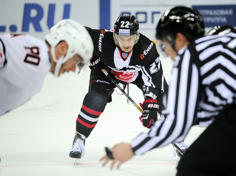 14.11.2015. "Авангард" - "Амур" 3:0