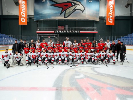 Товарищеский матч. Команда Хартли – Авангард Kids