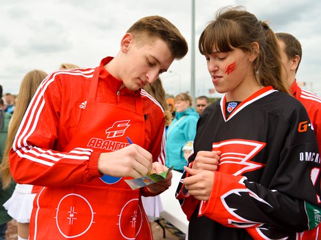 "Территория Авангарда". Часть 1. Площадь у "Арены Омск"