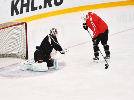 Раскатка "Авангарда" перед выездным матчем с "Сибирью"