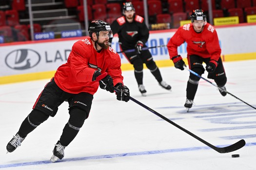 Тренировка «Авангарда» перед матчем с «Куньлунь Ред Стар»