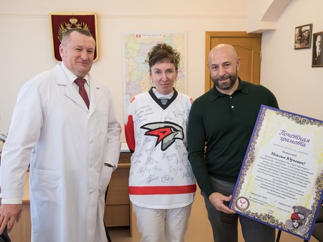 Максим Сушинский в гостях у детей из ОДКБ